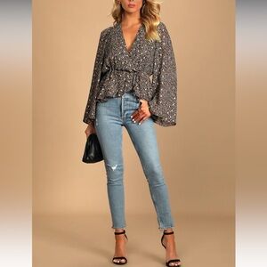 Lulus Women’s Blouse Free Spirit at Heart Floral‎ Bell Sleeve Cinch Waist Fairy